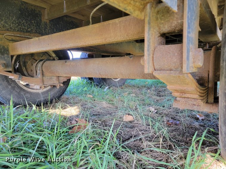 image for item JE9180 2016 Starlite  equipment trailer