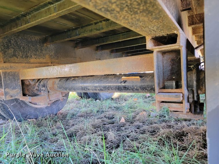 image for item JE9180 2016 Starlite  equipment trailer