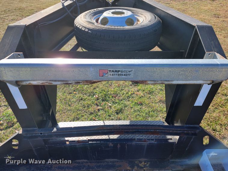 image for item JE9180 2016 Starlite  equipment trailer