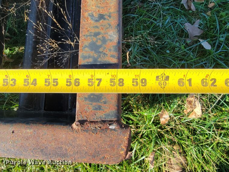 image for item JE9180 2016 Starlite  equipment trailer