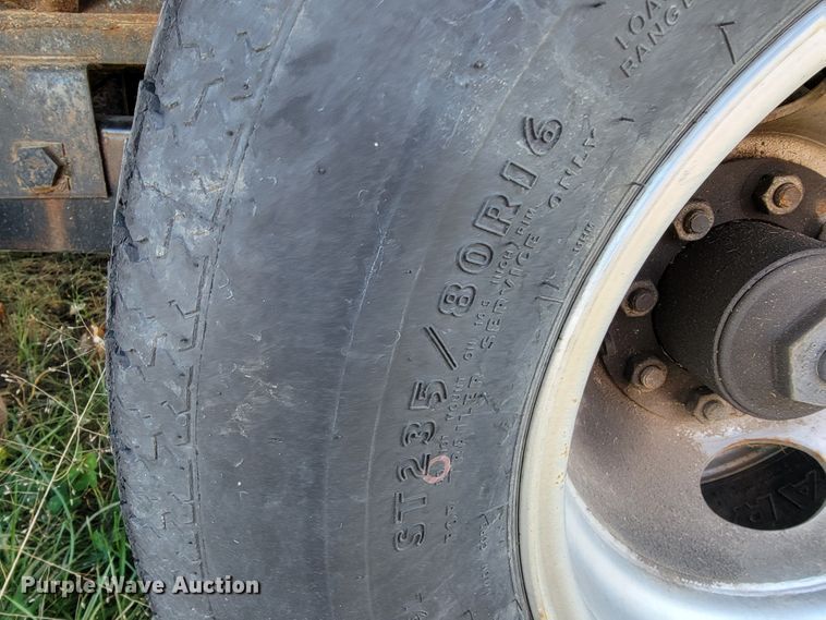 image for item JE9180 2016 Starlite  equipment trailer