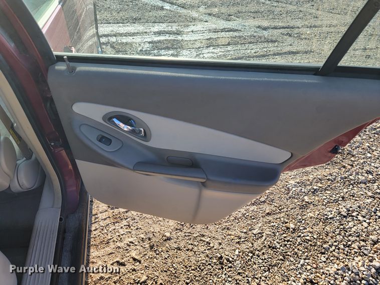 image for item JE9226 2005 Chevrolet Malibu LS