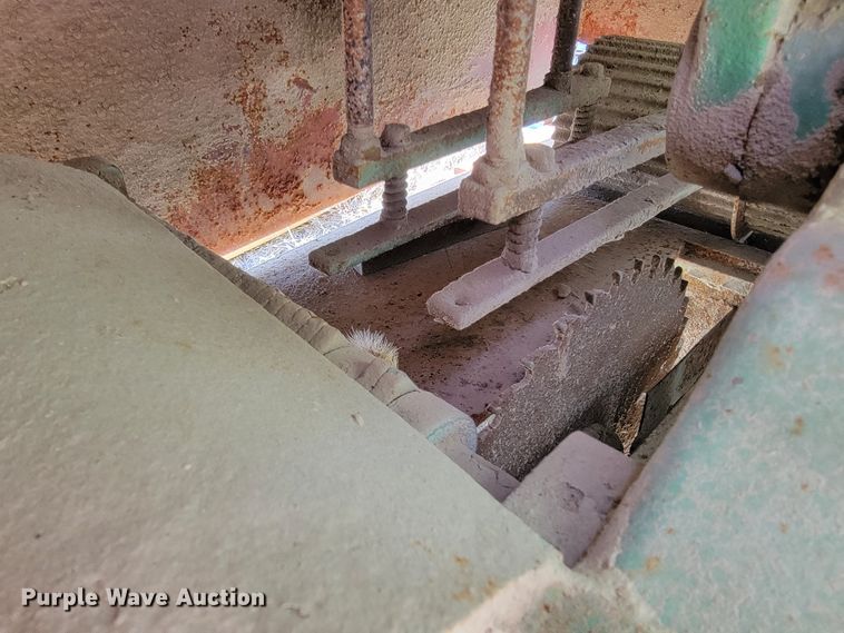 image for item JE9231 (2) saws