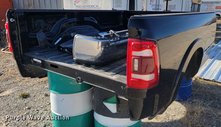 image for item JE9233 2019 Dodge Ram 3500  pickup truck bed