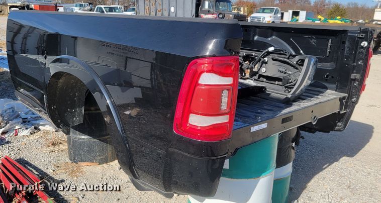 image for item JE9233 2019 Dodge Ram 3500  pickup truck bed