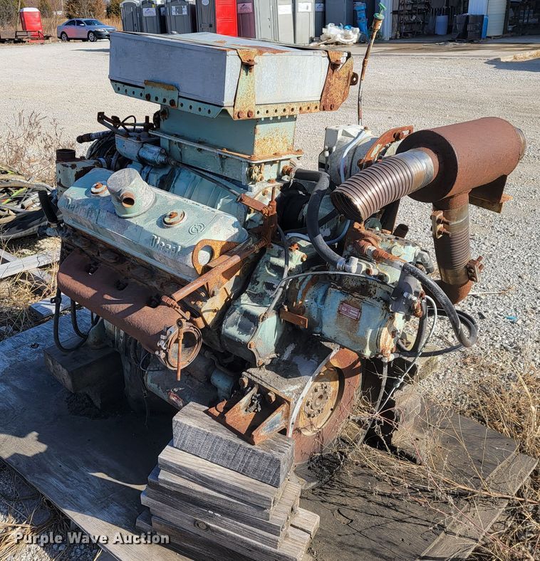 image for item JE9241 Detroit Diesel 871  engine