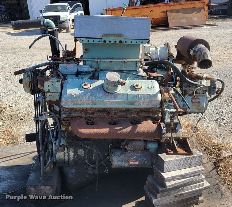 image for item JE9241 Detroit Diesel 871  engine