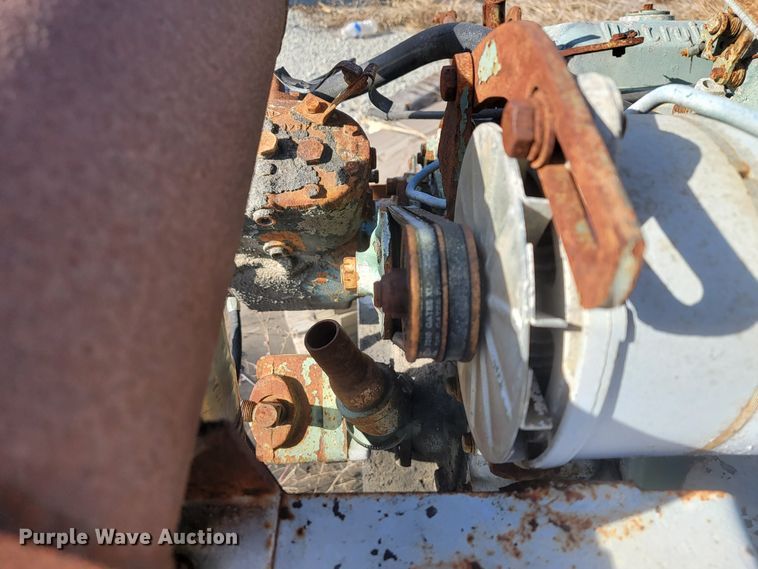 image for item JE9241 Detroit Diesel 871  engine