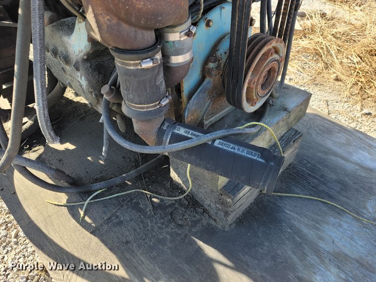 image for item JE9241 Detroit Diesel 871  engine