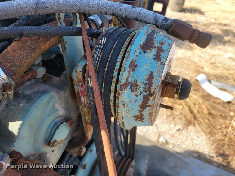 image for item JE9241 Detroit Diesel 871  engine