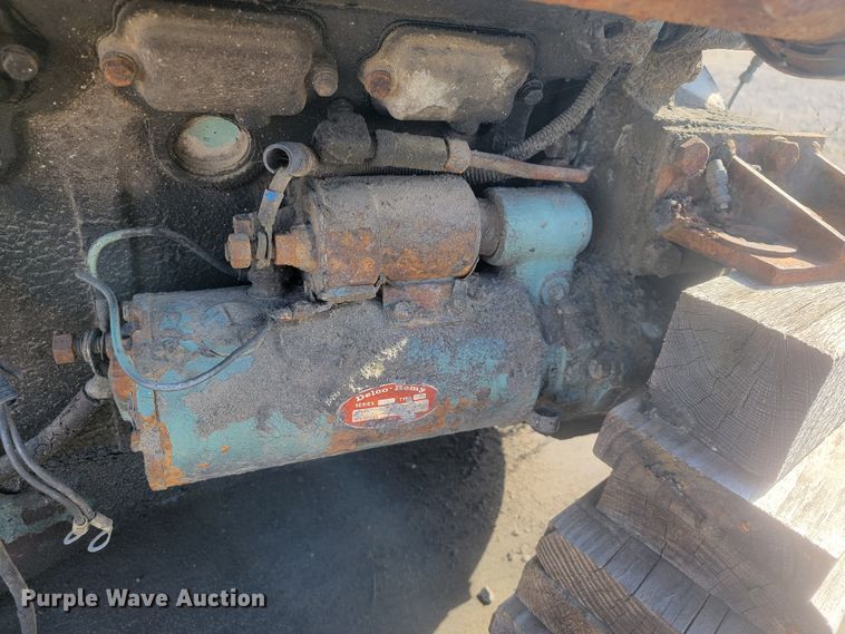 image for item JE9241 Detroit Diesel 871  engine