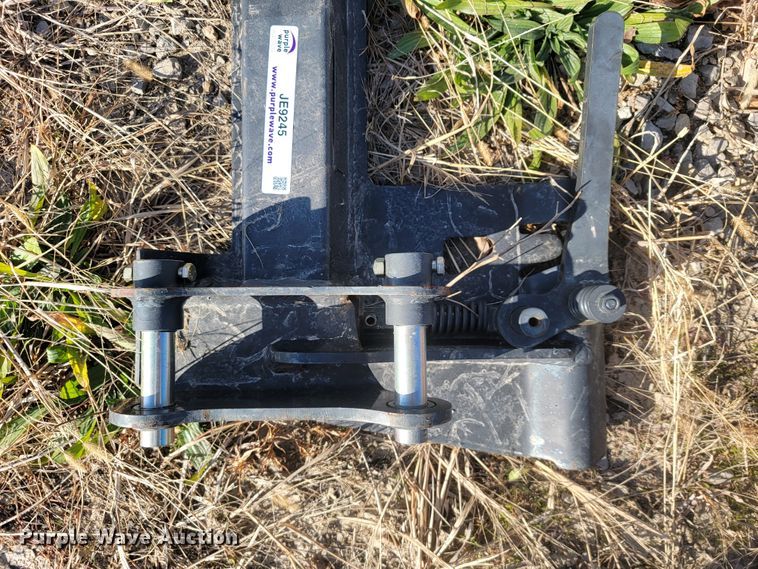 image for item JE9245 Three point quick attach