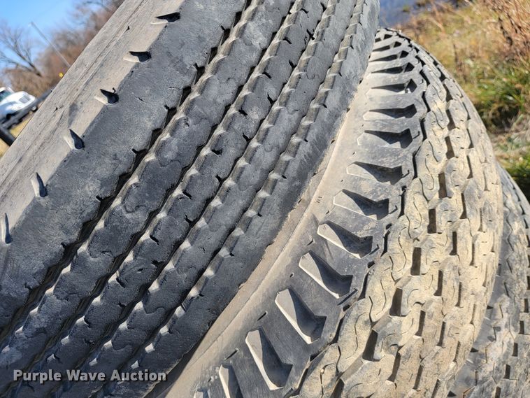 image for item JE9249 Approximately 19 tires