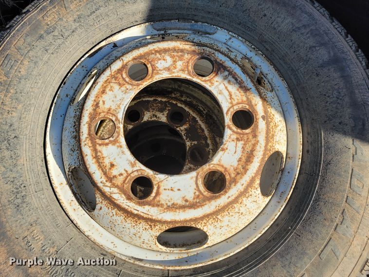 image for item JE9249 Approximately 19 tires