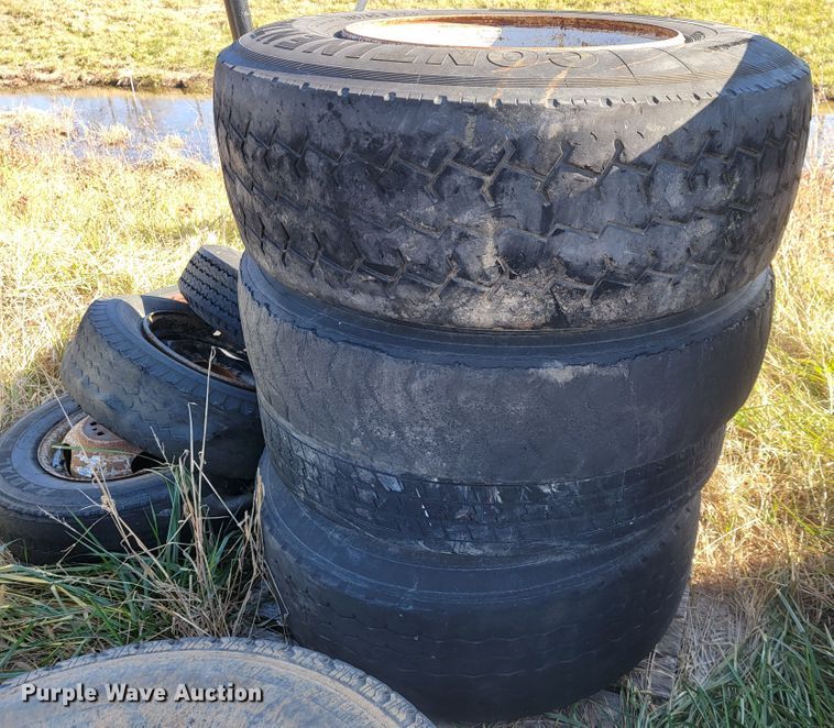 image for item JE9249 Approximately 19 tires