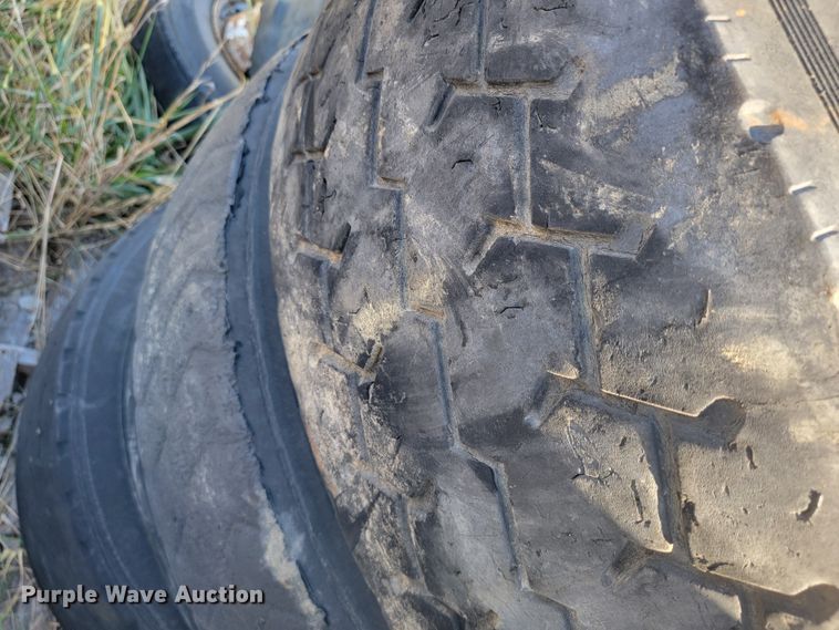 image for item JE9249 Approximately 19 tires
