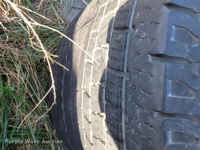 image for item JE9249 Approximately 19 tires