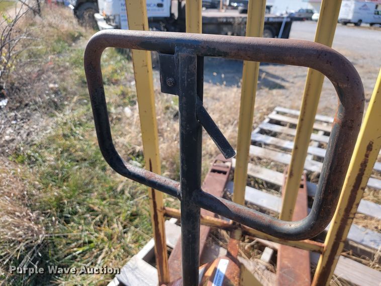 image for item JE9253 Pallet Mule 48-27-55LBR-RPB  pallet jack