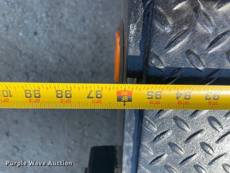 image for item JQ9420 2004 Chevrolet C4500  dump flatbed truck