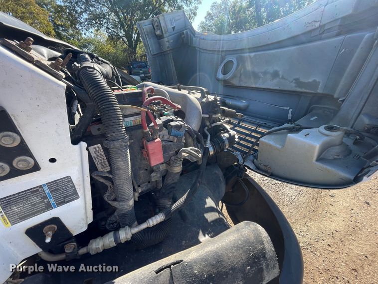 image for item JQ9420 2004 Chevrolet C4500  dump flatbed truck