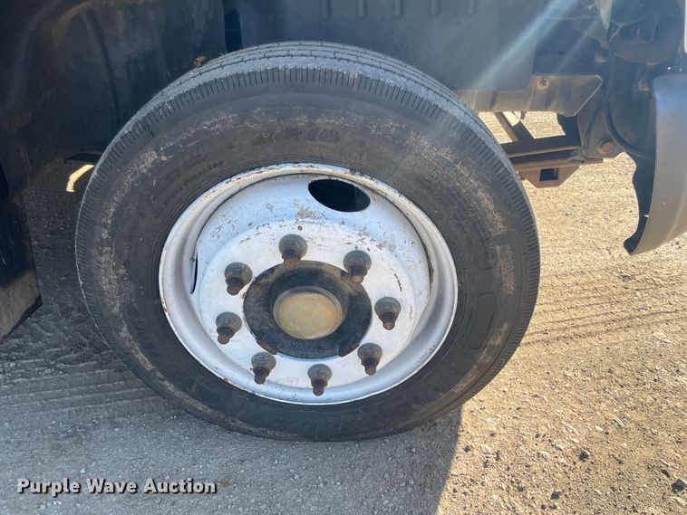 image for item JQ9420 2004 Chevrolet C4500  dump flatbed truck