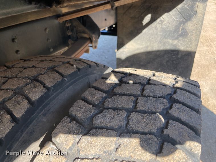 image for item JQ9420 2004 Chevrolet C4500  dump flatbed truck