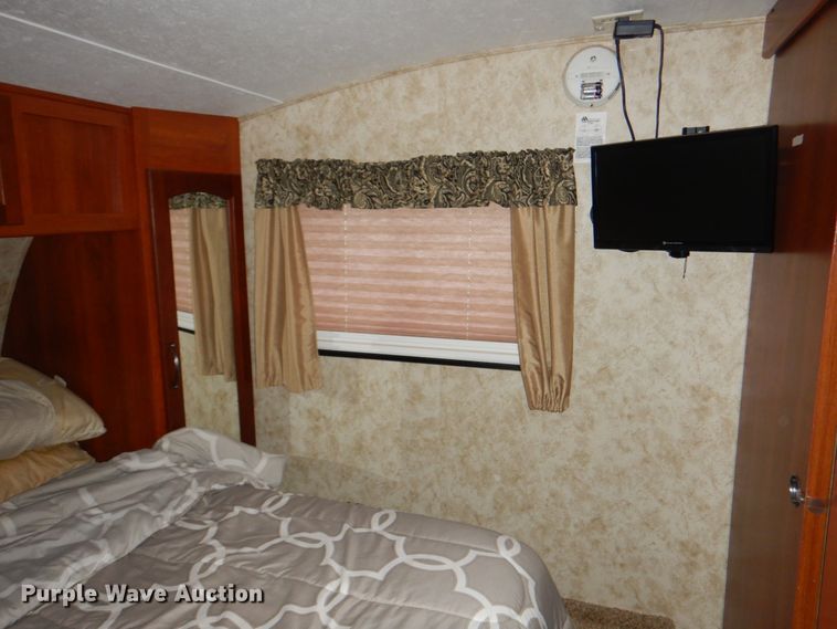 image for item JS9225 2012 Keystone Cougar  camper