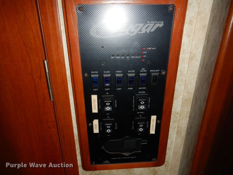 image for item JS9225 2012 Keystone Cougar  camper