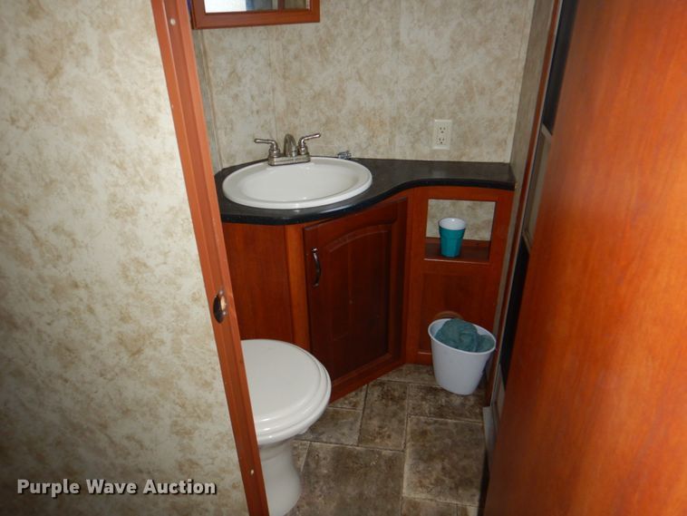 image for item JS9225 2012 Keystone Cougar  camper