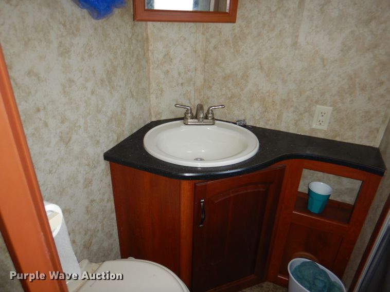 image for item JS9225 2012 Keystone Cougar  camper