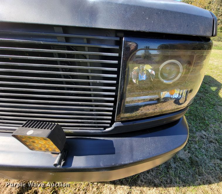 image for item KQ9131 1992 Ford F150  pickup truck