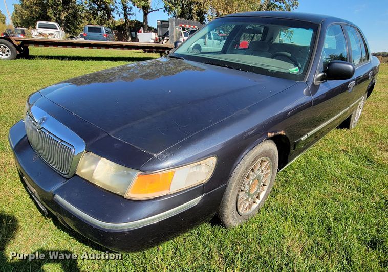 image for item KQ9132 2000 Mercury Grand Marquis