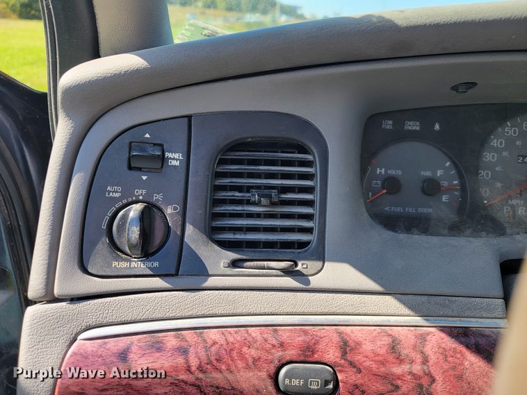 image for item KQ9132 2000 Mercury Grand Marquis