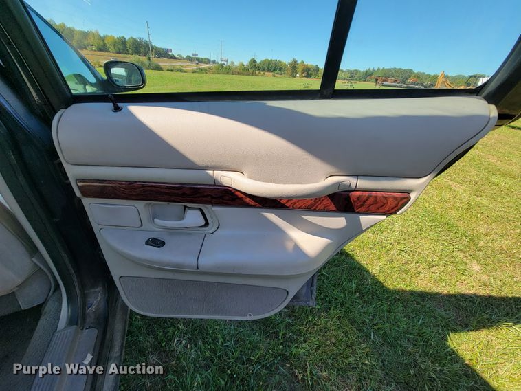 image for item KQ9132 2000 Mercury Grand Marquis