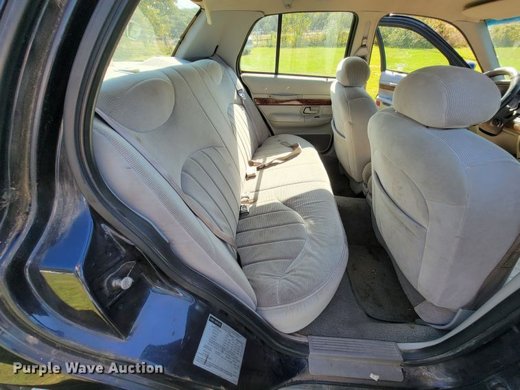 image for item KQ9132 2000 Mercury Grand Marquis