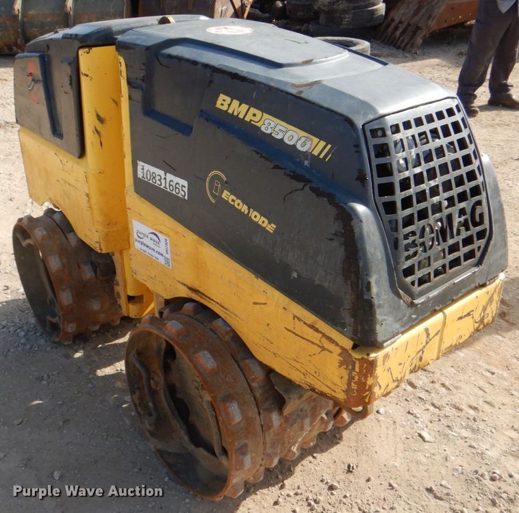 image for item DH7326 2018 Bomag BMP8500  trench compactor