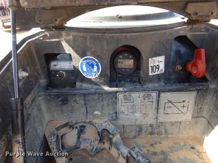 image for item DH7326 2018 Bomag BMP8500  trench compactor