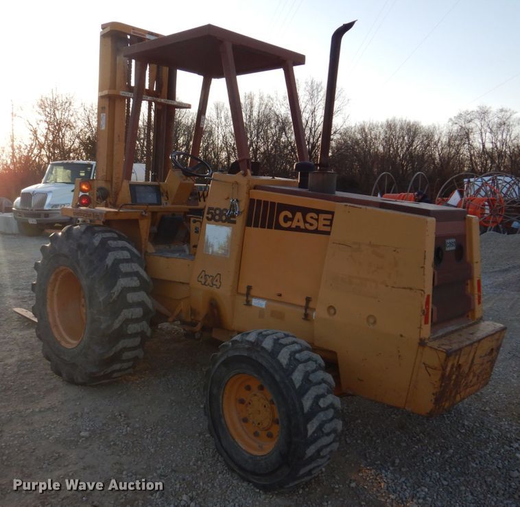 image for item DH8127 1993 Case 586E  forklift