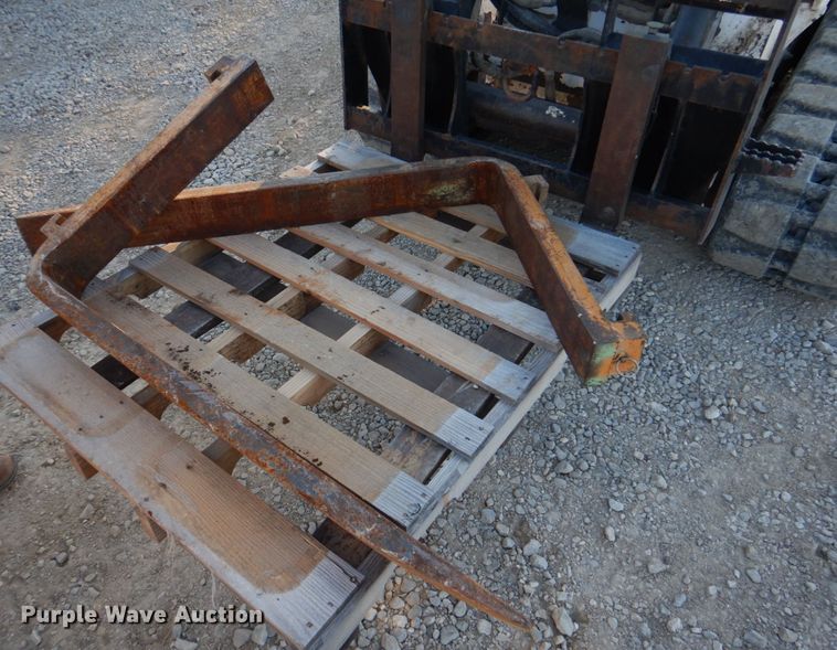 image for item DH8127 1993 Case 586E  forklift