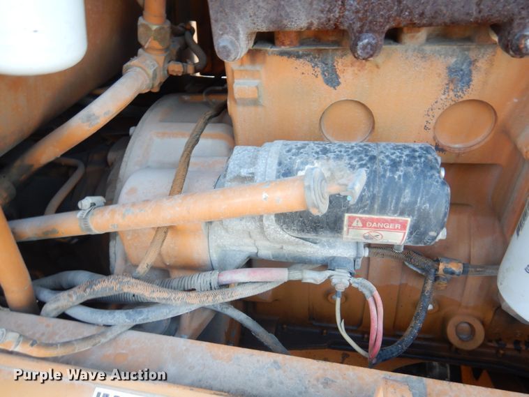 image for item DH8127 1993 Case 586E  forklift