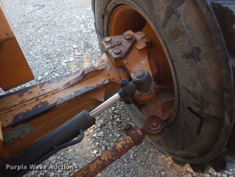 image for item DH8127 1993 Case 586E  forklift