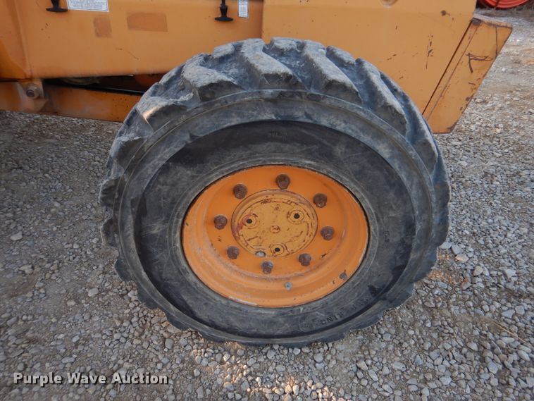 image for item DH8127 1993 Case 586E  forklift