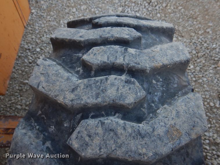 image for item DH8127 1993 Case 586E  forklift