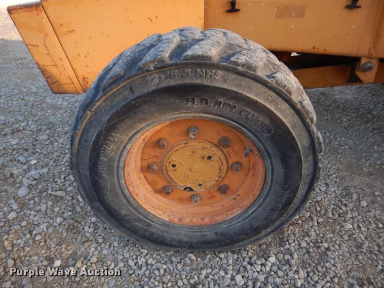 image for item DH8127 1993 Case 586E  forklift