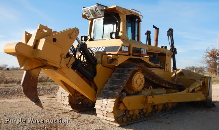 image for item DI8605 1987 Caterpillar D8N  dozer