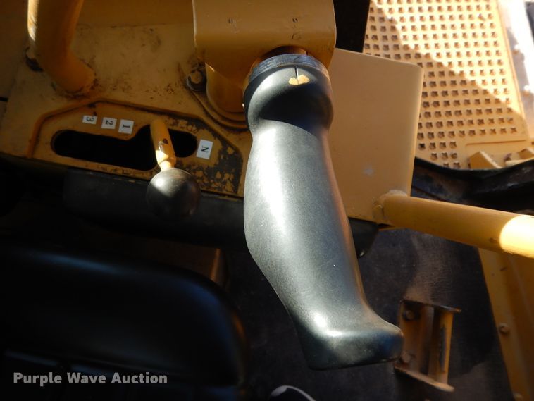 image for item DI8605 1987 Caterpillar D8N  dozer