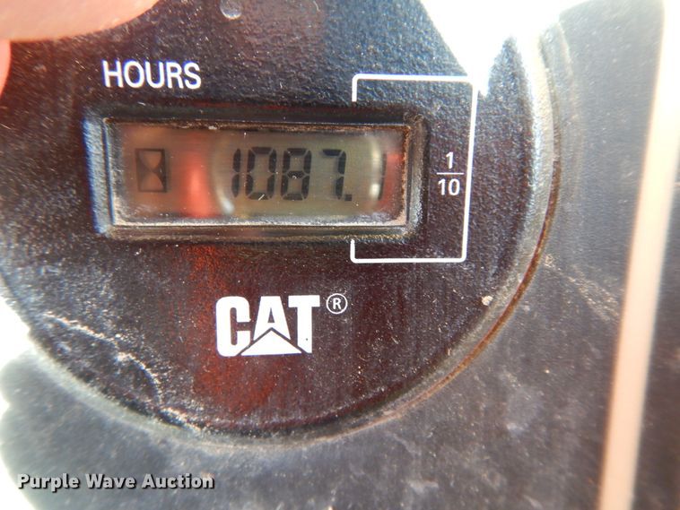 image for item DI8605 1987 Caterpillar D8N  dozer