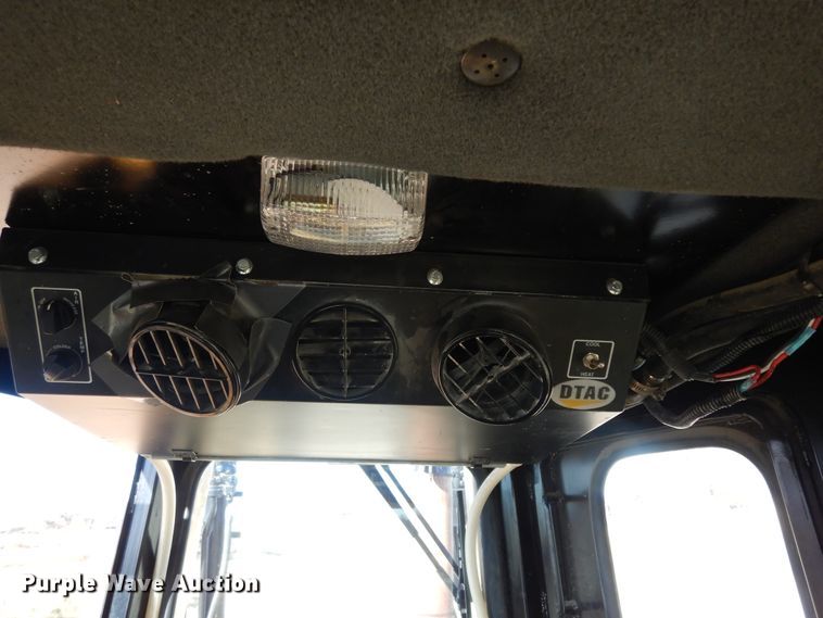 image for item DI8605 1987 Caterpillar D8N  dozer