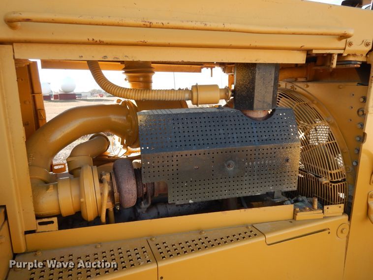 image for item DI8605 1987 Caterpillar D8N  dozer