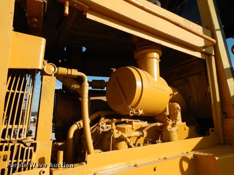 image for item DI8605 1987 Caterpillar D8N  dozer